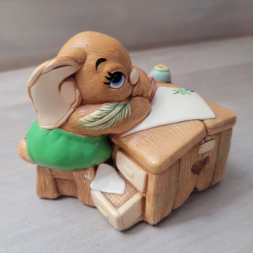 Pendelfin Rabbit Vintage "Boswell" Handpainted Stonecraft Collectible Figurine